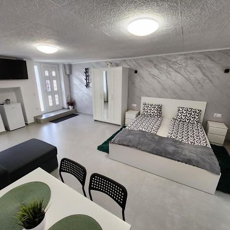 סיגישוארה Apartament Dada מראה חיצוני תמונה