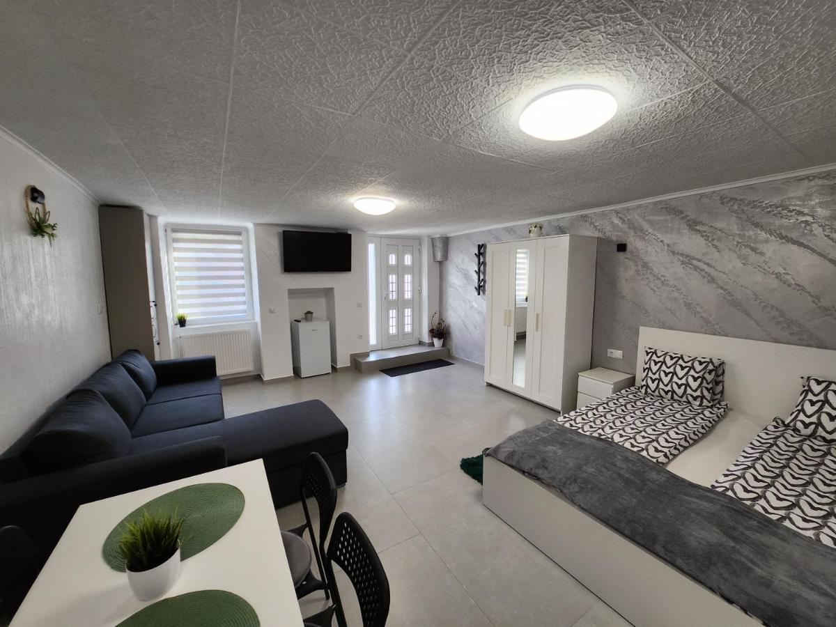 סיגישוארה Apartament Dada מראה חיצוני תמונה