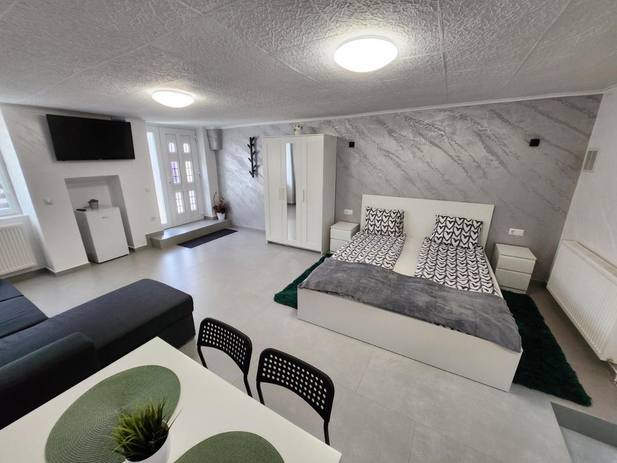 סיגישוארה Apartament Dada מראה חיצוני תמונה