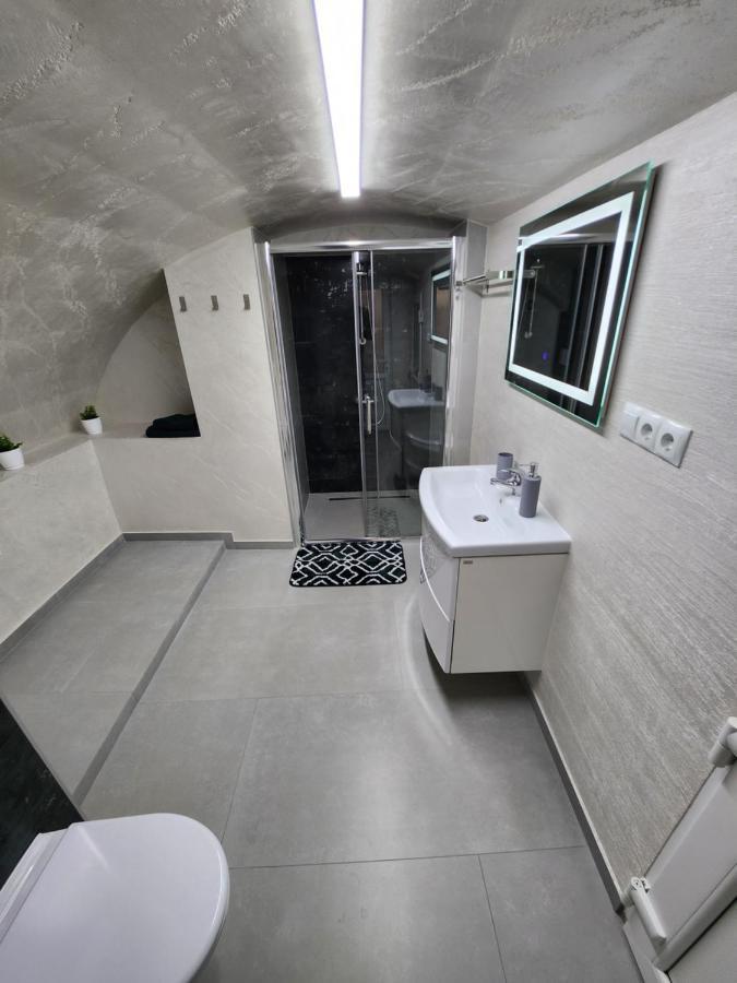 סיגישוארה Apartament Dada מראה חיצוני תמונה